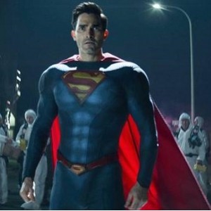 《2022年DC漫画改编美剧：超人和露易斯第二季》4K&1080P超高清晰度播放！凯沙·夏普、格里高利·史密斯、泰勒·霍奇林和比茜·图诺克主演！爱情、动作、科幻