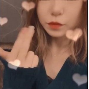 19岁清纯留学生私拍视频展示，小姐姐战斗力爆表